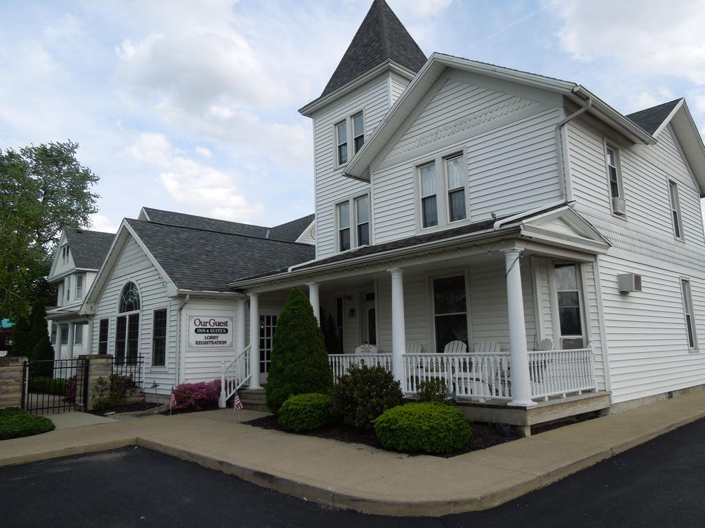 Ourguest Inn & Suites Downtown Port Clinton Exterior foto